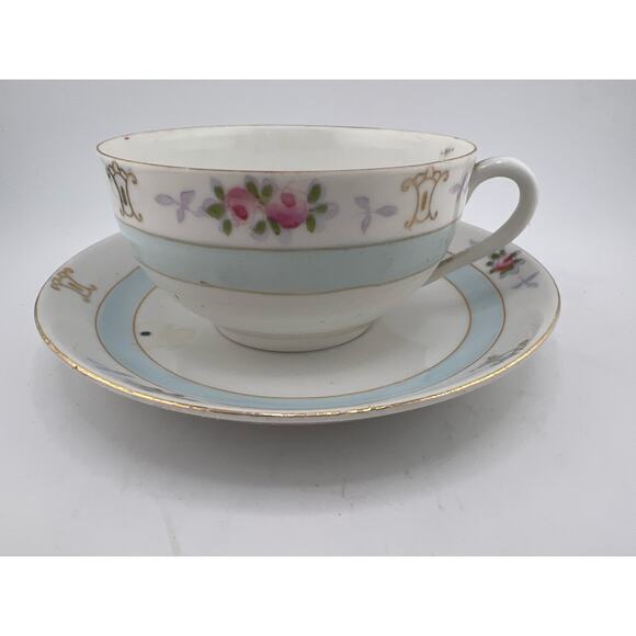 Vintage Tea Cup and Saucer Nippon‎ Blue White Flowers Floral Gold - Picture 1 of 11